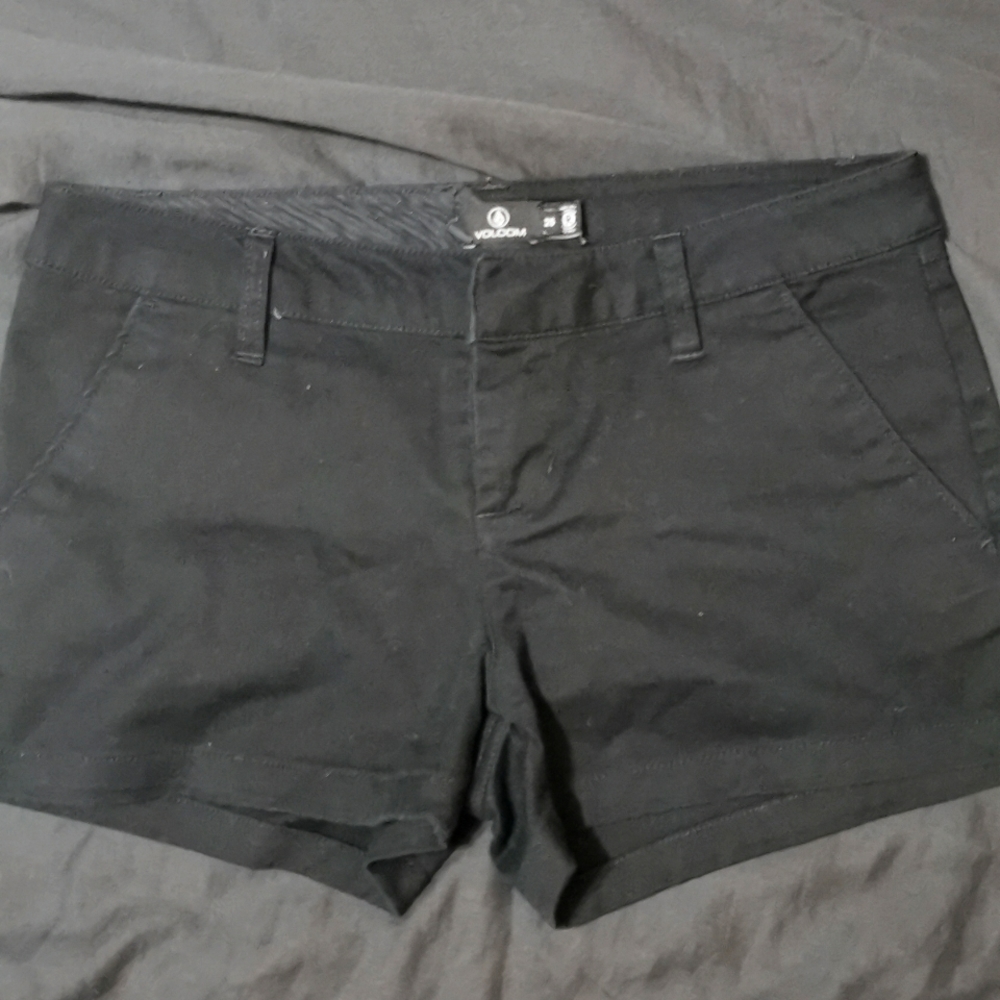 Short Volcom